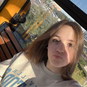 Meet your Posher, Kennedy